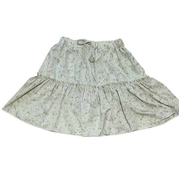 Romwe sage green floral ruffle skirt - Picture 3 of 7